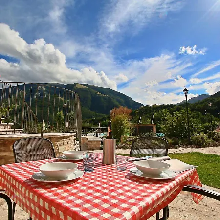 Magnific Holiday In Marche With Pool Piobbico